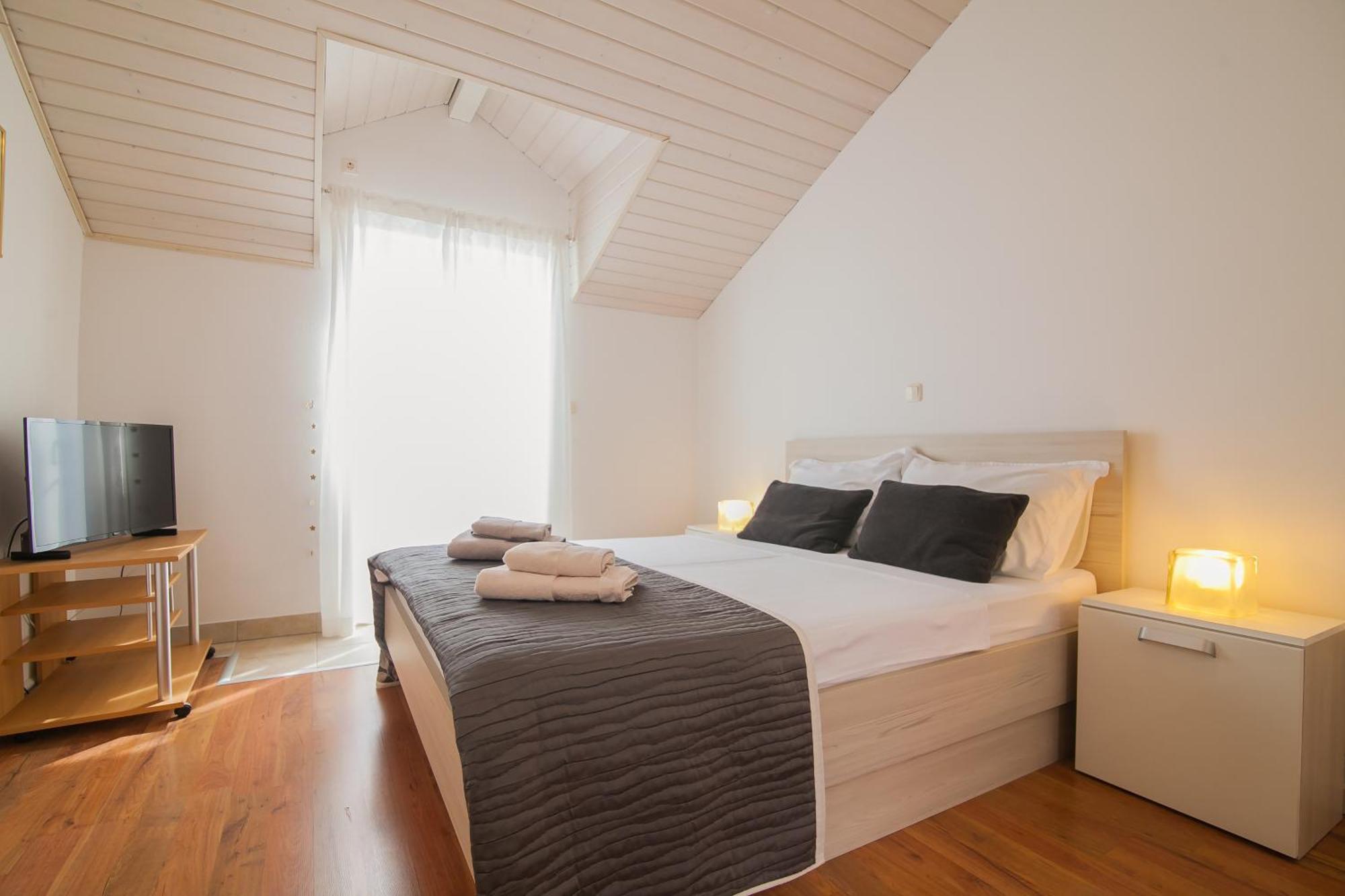 Helvetia Sunny Apartments Bol Luaran gambar
