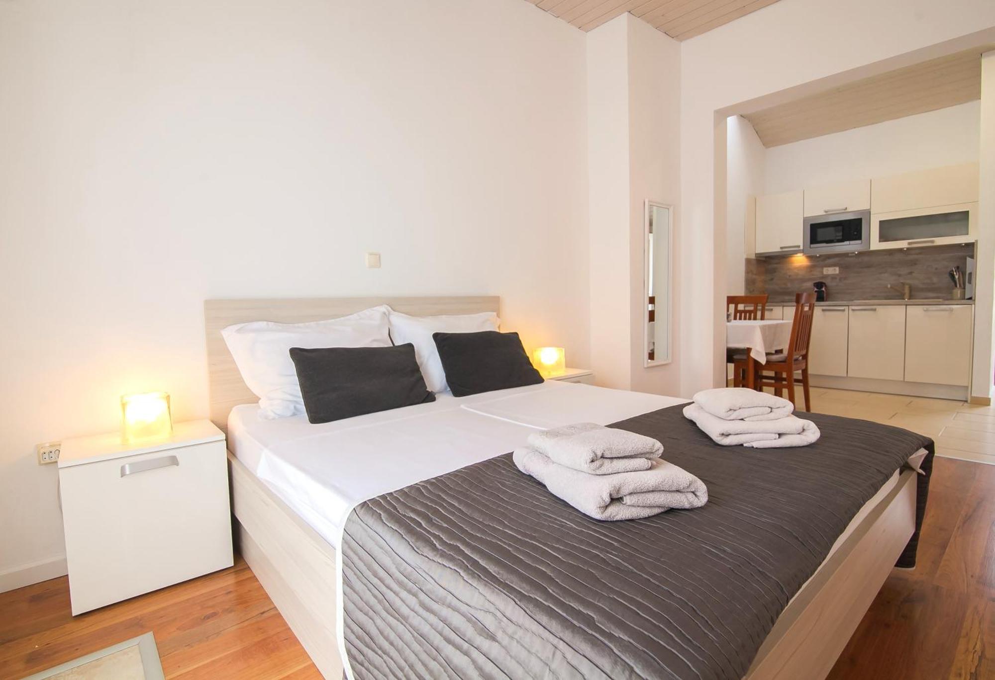 Helvetia Sunny Apartments Bol Luaran gambar