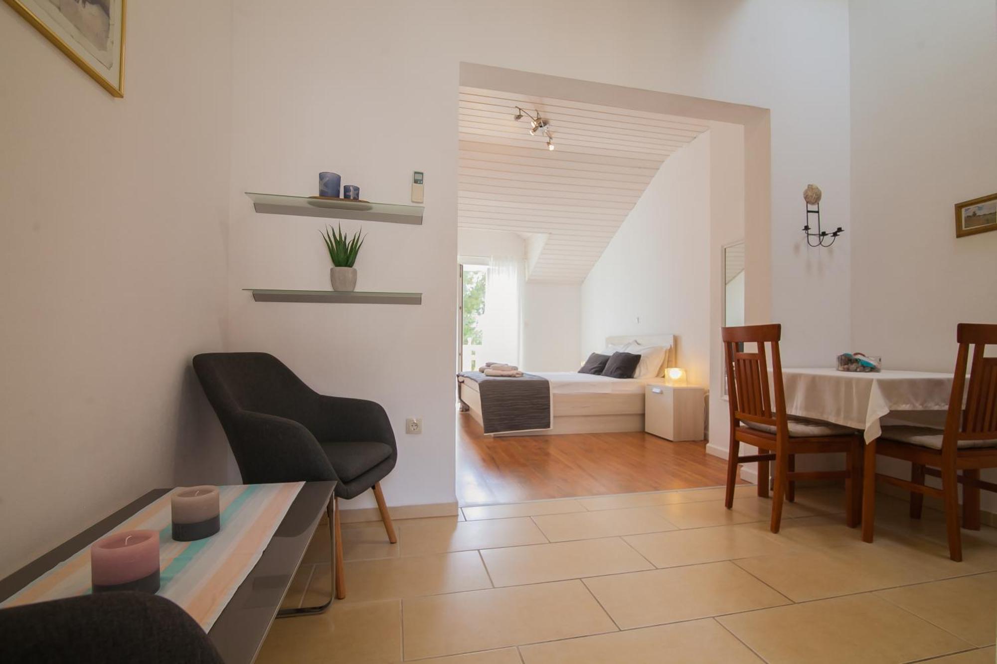 Helvetia Sunny Apartments Bol Luaran gambar