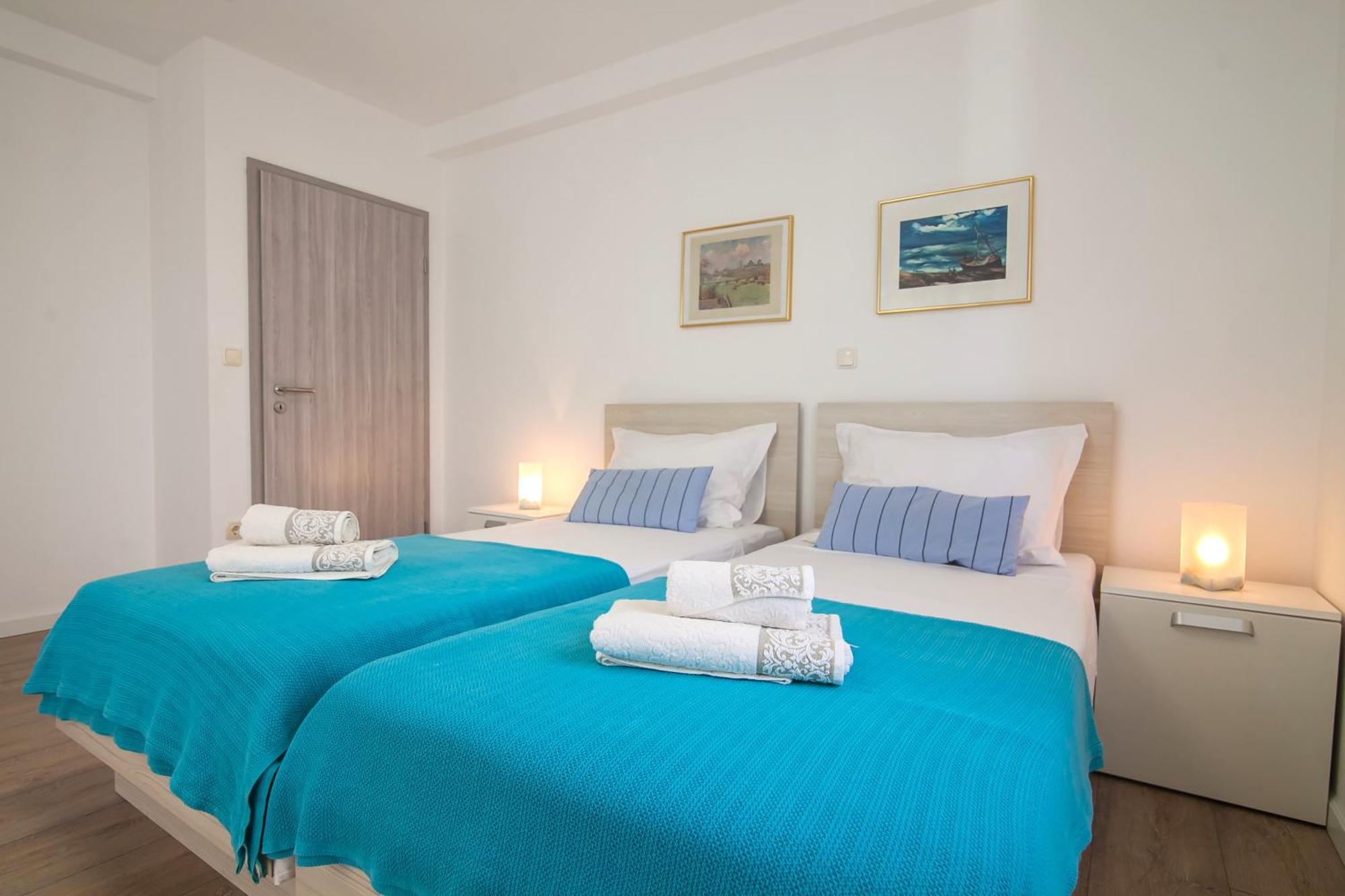 Helvetia Sunny Apartments Bol Luaran gambar