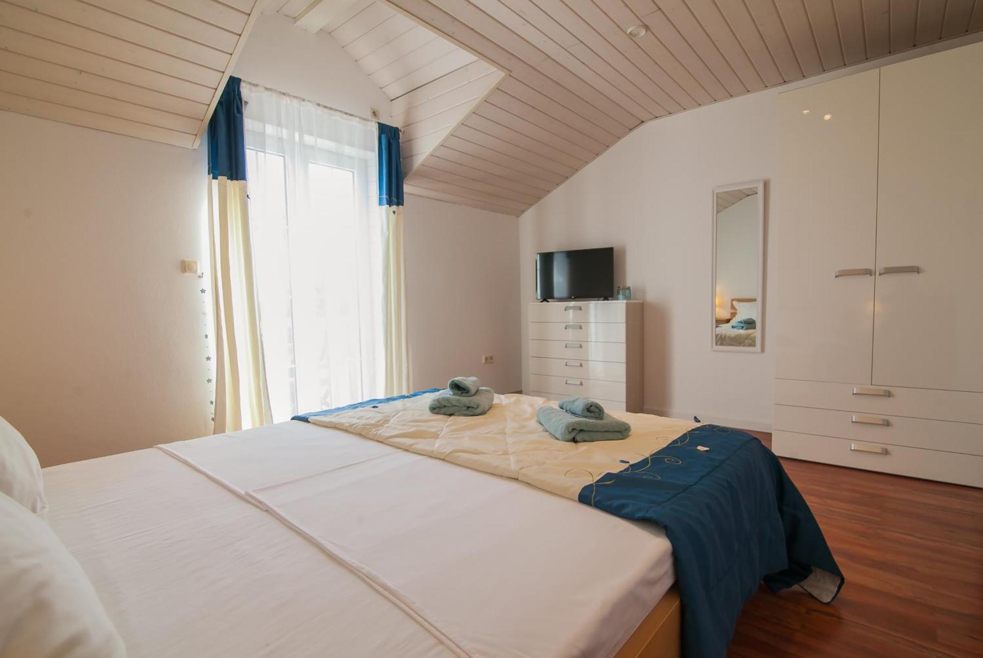 Helvetia Sunny Apartments Bol Luaran gambar