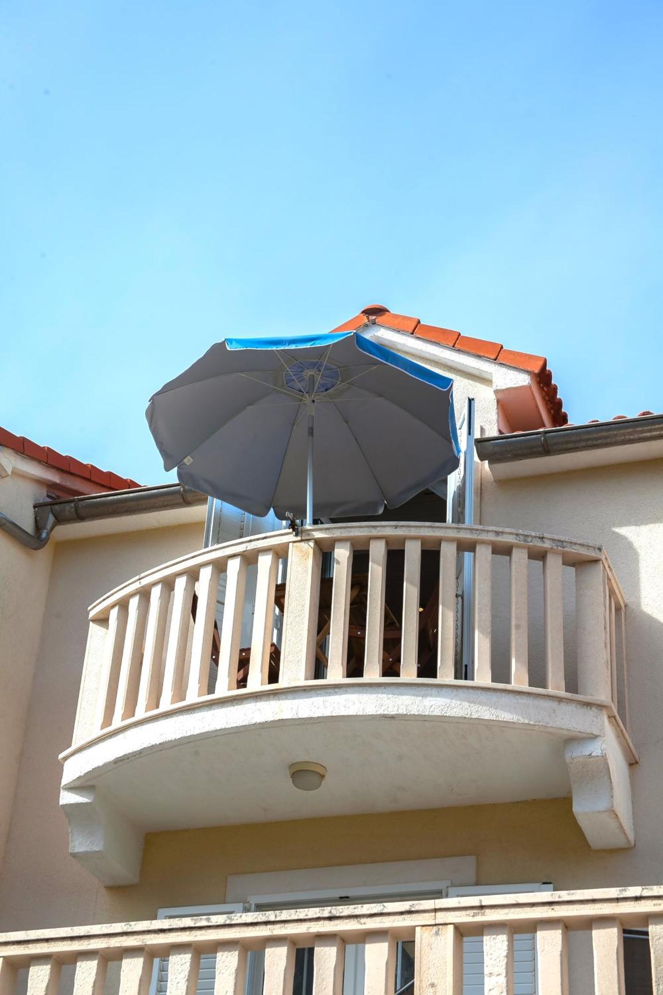 Helvetia Sunny Apartments Bol Luaran gambar